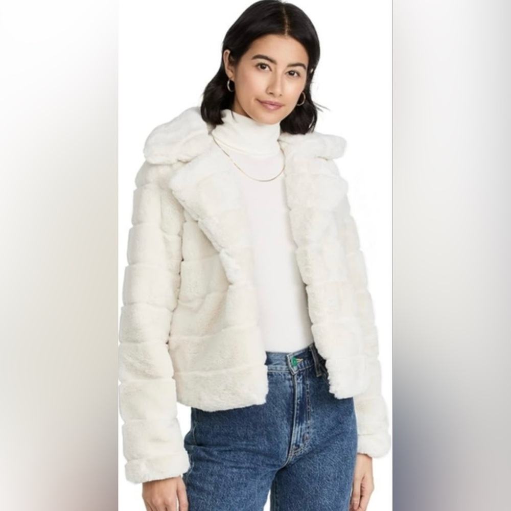 BLANK NYC - Off-White Quilted Cropped Faux Fur Coat Size XS
